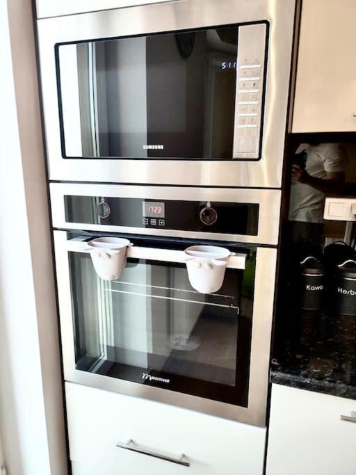 Nowoczesny Apartament Na Pradze Варшава Экстерьер фото